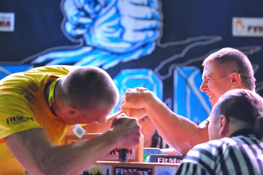 Lion Cup 2013 - Right Hand # Siłowanie na ręce # Armwrestling # Armpower.net