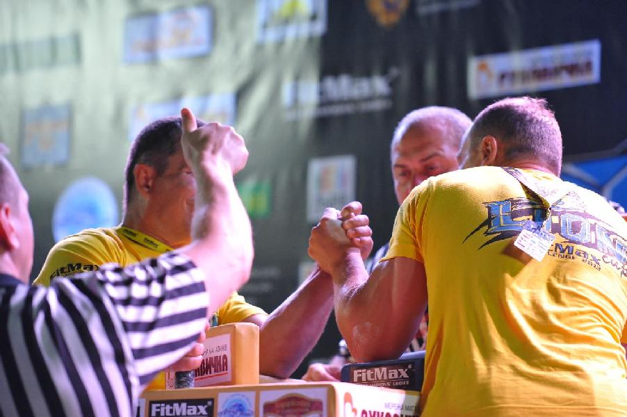 Lion Cup 2013 - Right Hand # Armwrestling # Armpower.net