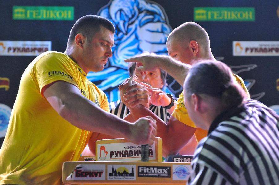 Lion Cup 2013 - Right Hand # Siłowanie na ręce # Armwrestling # Armpower.net