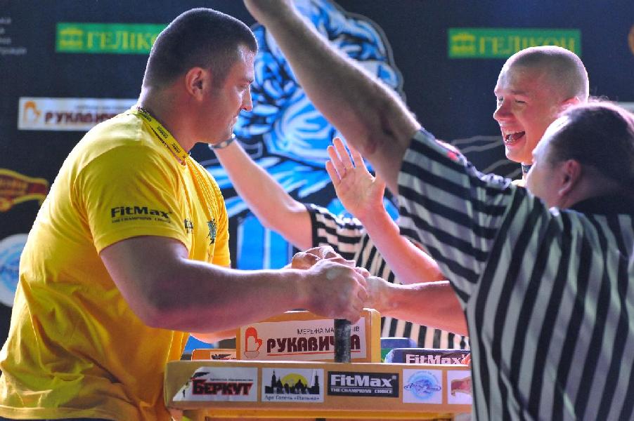 Lion Cup 2013 - Right Hand # Siłowanie na ręce # Armwrestling # Armpower.net