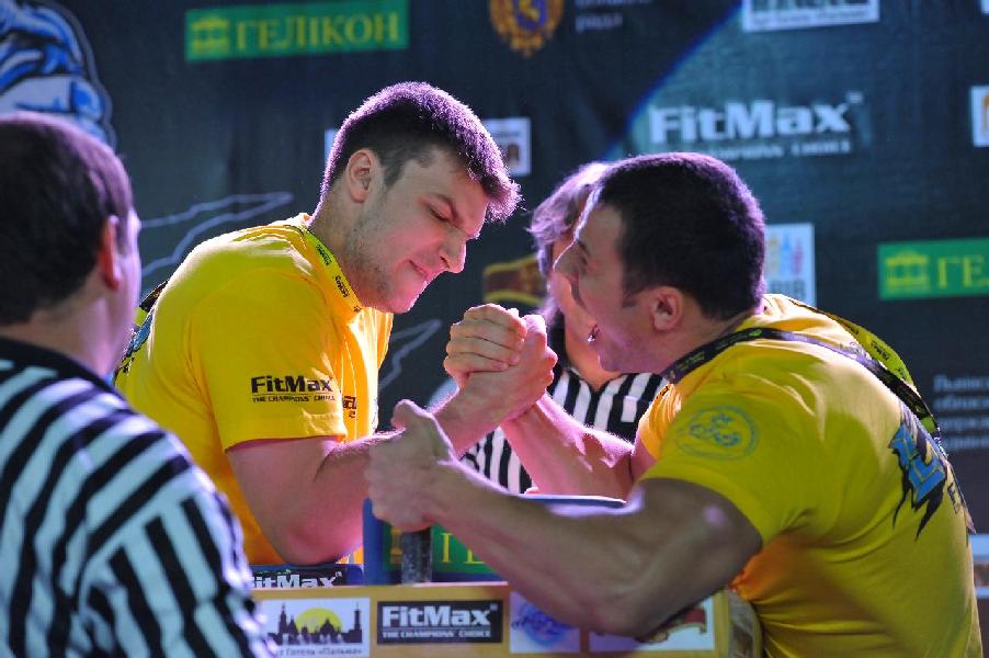 Lion Cup 2013 - Right Hand # Armwrestling # Armpower.net