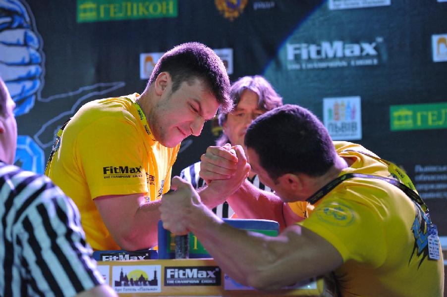 Lion Cup 2013 - Right Hand # Armwrestling # Armpower.net