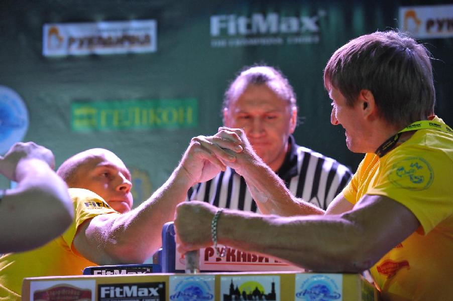 Lion Cup 2013 - Right Hand # Siłowanie na ręce # Armwrestling # Armpower.net