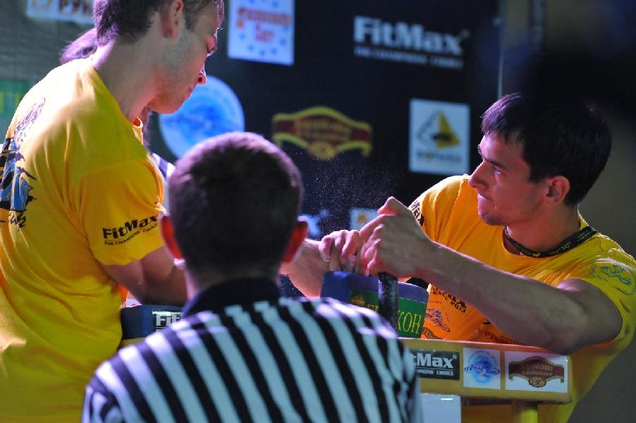 Lion Cup 2013 - Right Hand # Armwrestling # Armpower.net