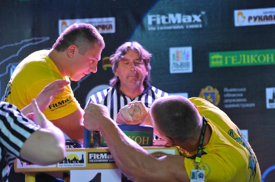 Lion Cup 2013 - Right Hand # Armwrestling # Armpower.net