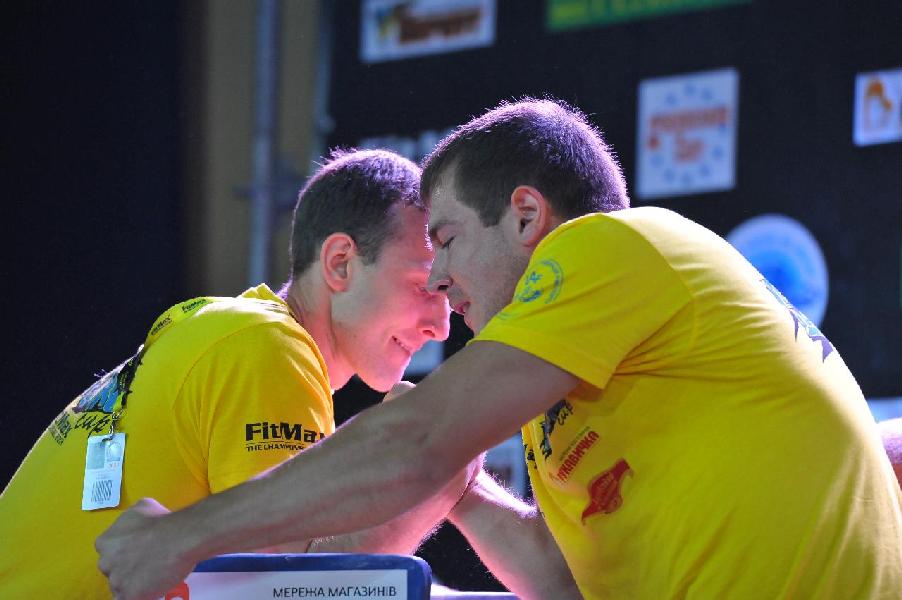 Lion Cup 2013 - Right Hand # Siłowanie na ręce # Armwrestling # Armpower.net