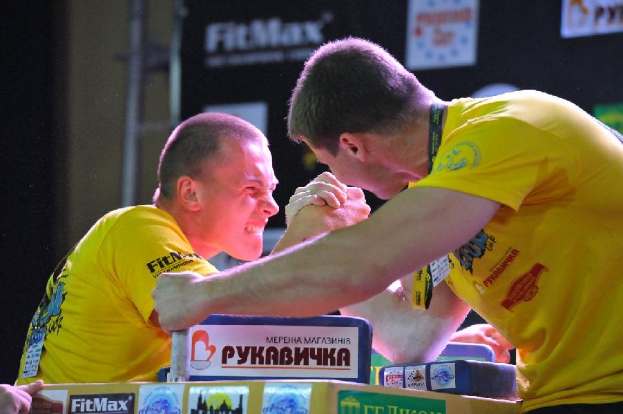 Lion Cup 2013 - Right Hand # Siłowanie na ręce # Armwrestling # Armpower.net