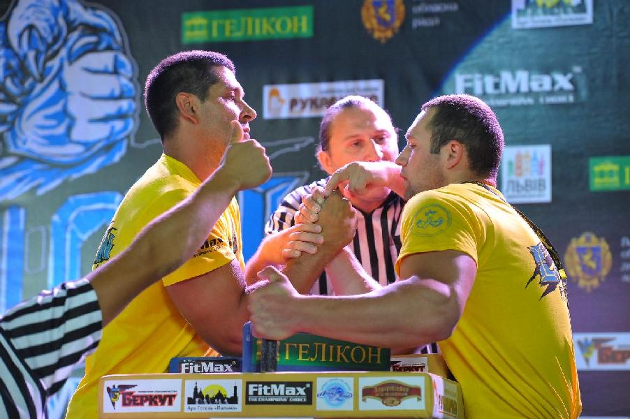 Lion Cup 2013 - Right Hand # Armwrestling # Armpower.net