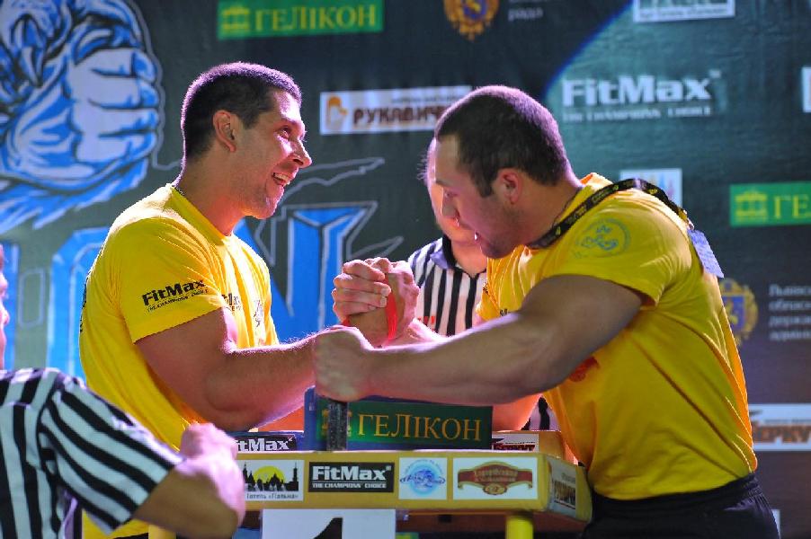 Lion Cup 2013 - Right Hand # Armwrestling # Armpower.net