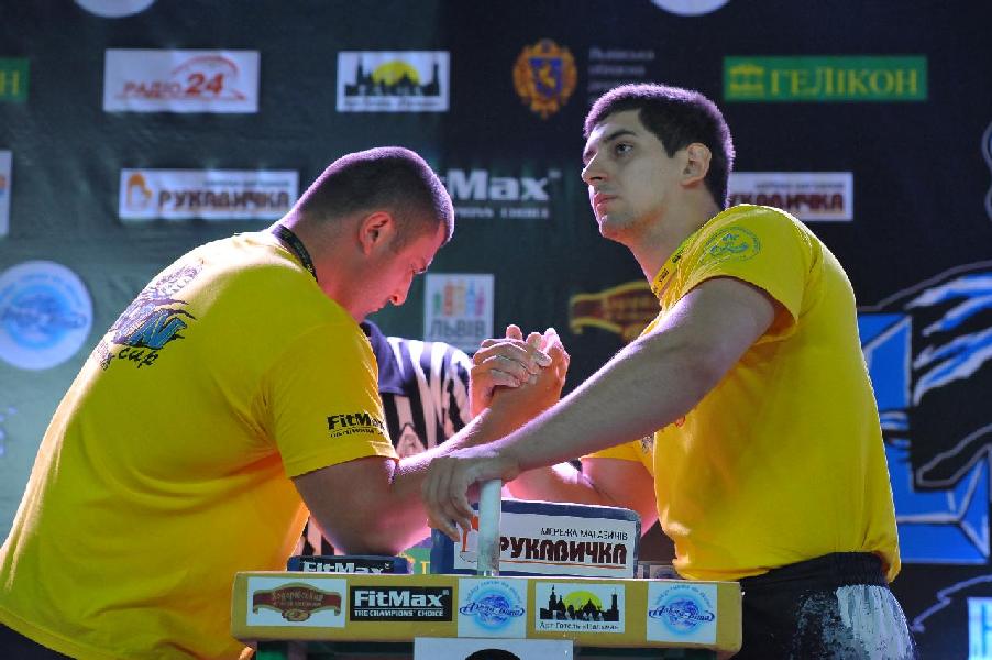 Lion Cup 2013 - Right Hand # Armwrestling # Armpower.net