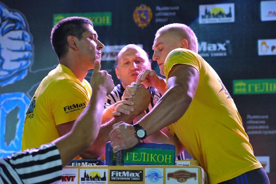 Lion Cup 2013 - Right Hand # Armwrestling # Armpower.net