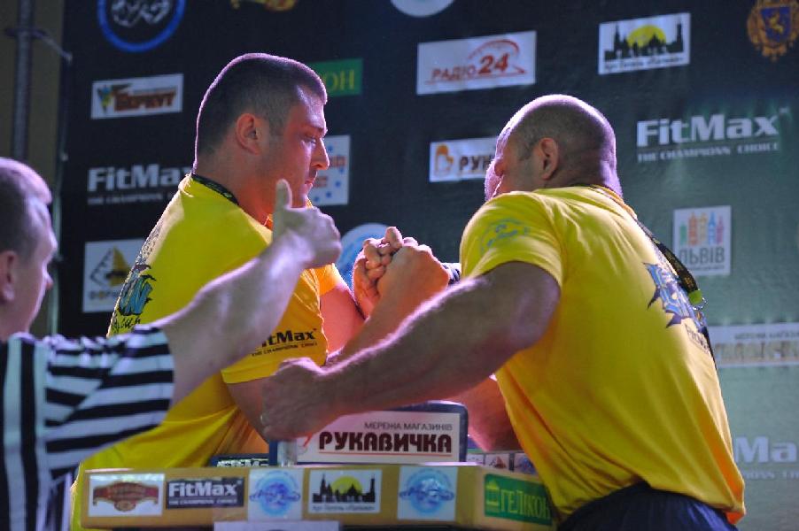 Lion Cup 2013 - Right Hand # Armwrestling # Armpower.net