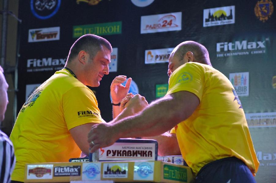 Lion Cup 2013 - Right Hand # Armwrestling # Armpower.net