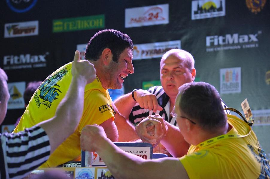 Lion Cup 2013 - Right Hand # Armwrestling # Armpower.net