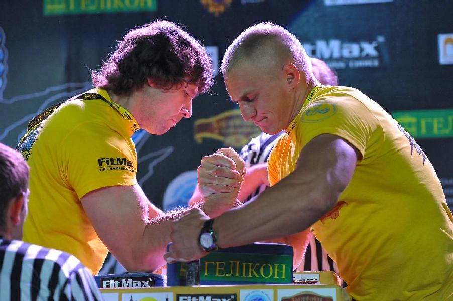 Lion Cup 2013 - Right Hand # Siłowanie na ręce # Armwrestling # Armpower.net