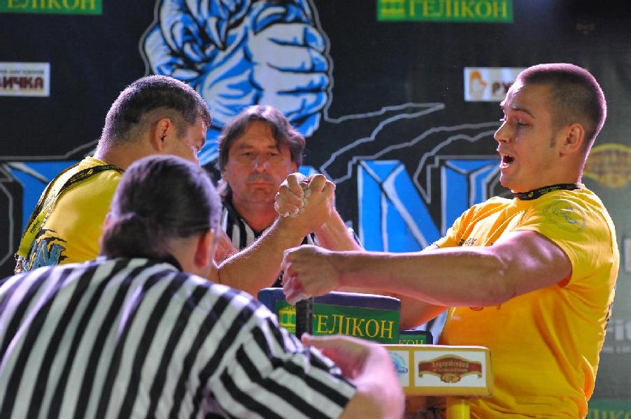 Lion Cup 2013 - Right Hand # Armwrestling # Armpower.net