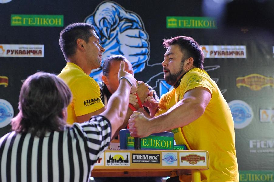 Lion Cup 2013 - Right Hand # Armwrestling # Armpower.net