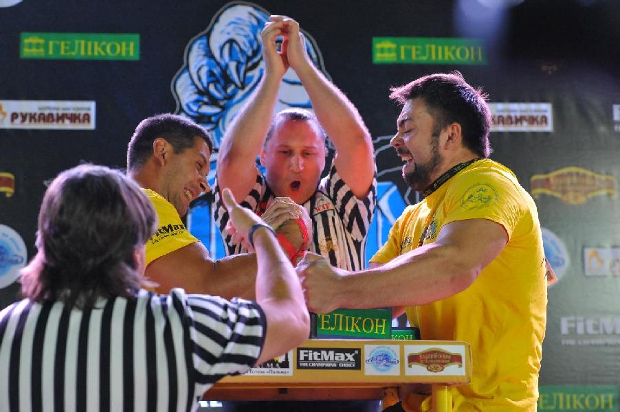 Lion Cup 2013 - Right Hand # Armwrestling # Armpower.net