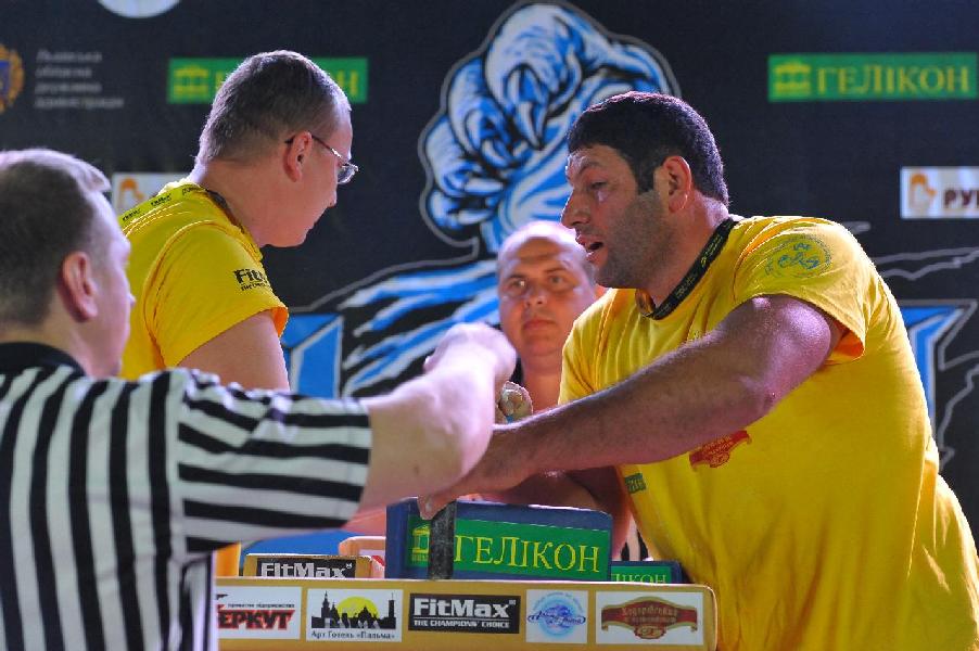 Lion Cup 2013 - Right Hand # Armwrestling # Armpower.net