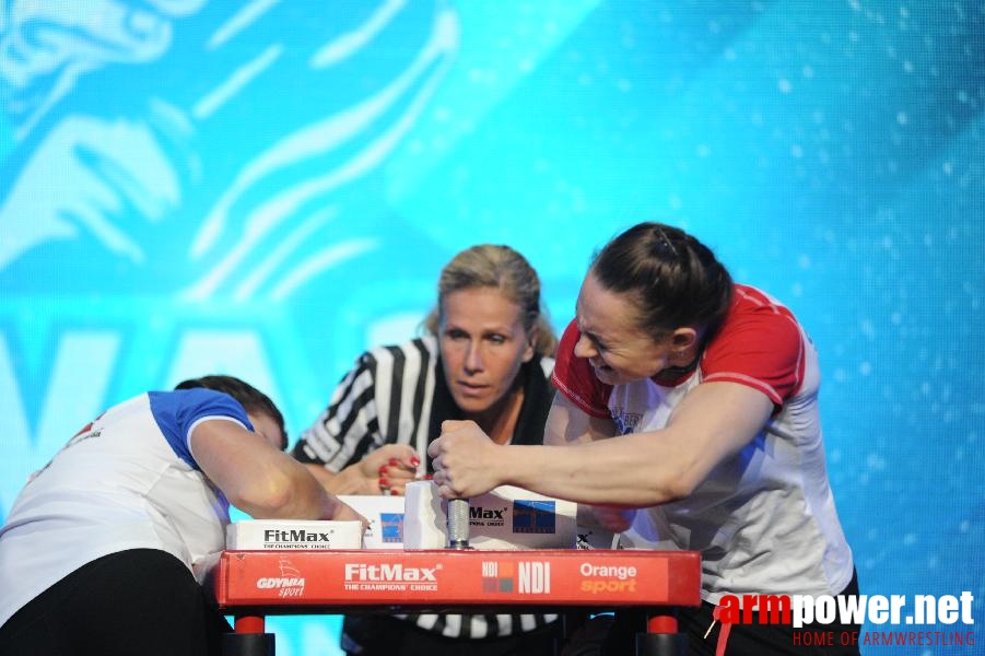 World Armwrestling Championship 2013 - photo: Irina # Siłowanie na ręce # Armwrestling # Armpower.net