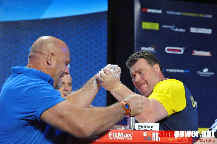 World Armwrestling Championship 2013 - day 1 - photo: Mirek # Siłowanie na ręce # Armwrestling # Armpower.net