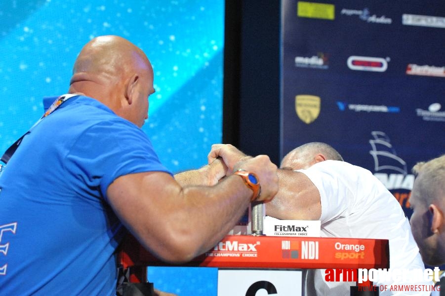 World Armwrestling Championship 2013 - day 1 - photo: Mirek # Aрмспорт # Armsport # Armpower.net