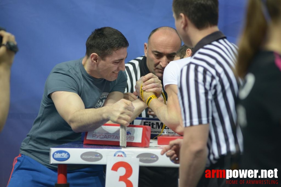 Russian National Championships 2014 - left hand # Armwrestling # Armpower.net