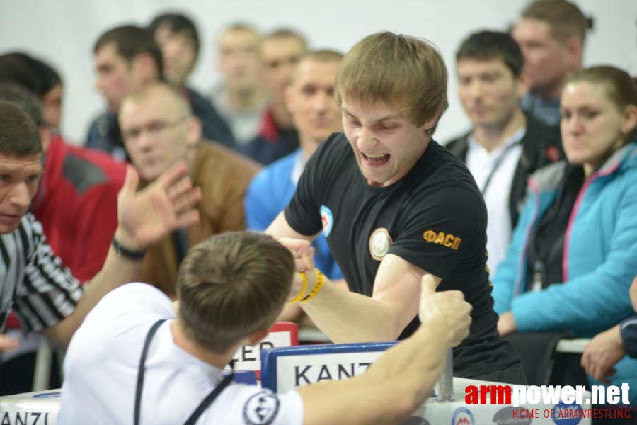 Russian National Championships 2014 - left hand # Siłowanie na ręce # Armwrestling # Armpower.net