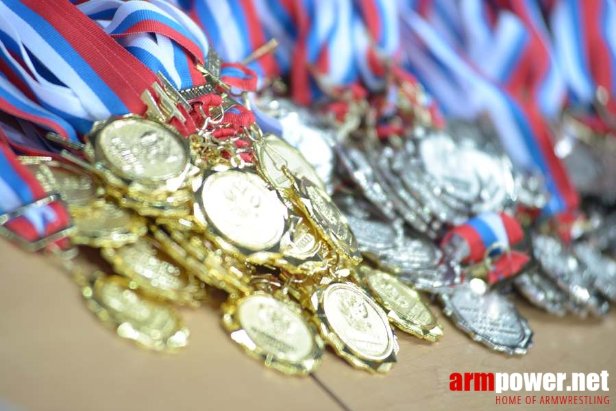 Russian National Championships 2014 - right hand # Armwrestling # Armpower.net