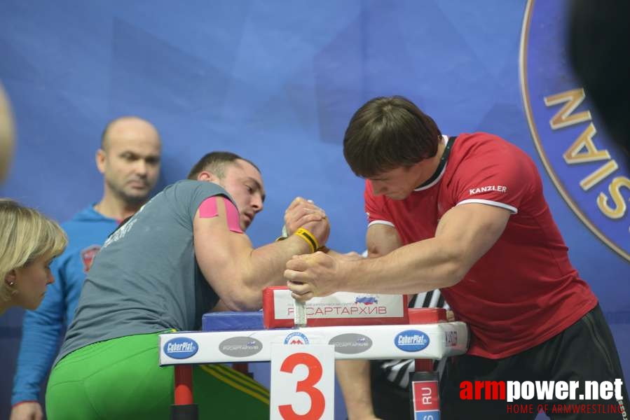 Russian National Championships 2014 - right hand # Armwrestling # Armpower.net