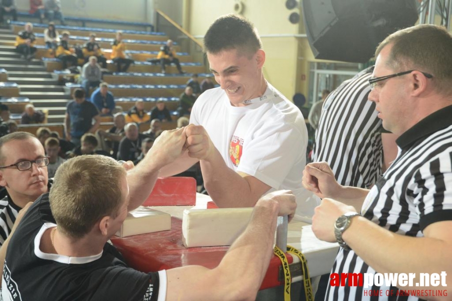 Polish Nationals 2014 - Mistrzostwa Polski 2014 - lewa ręka # Armwrestling # Armpower.net