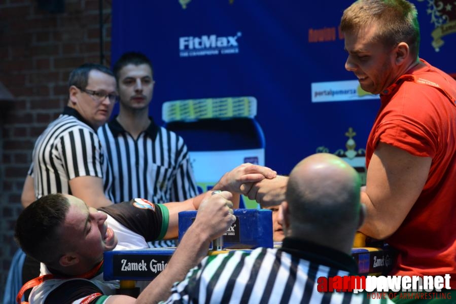 XV Puchar Polski 2014 - lewa ręka - eliminacje # Siłowanie na ręce # Armwrestling # Armpower.net