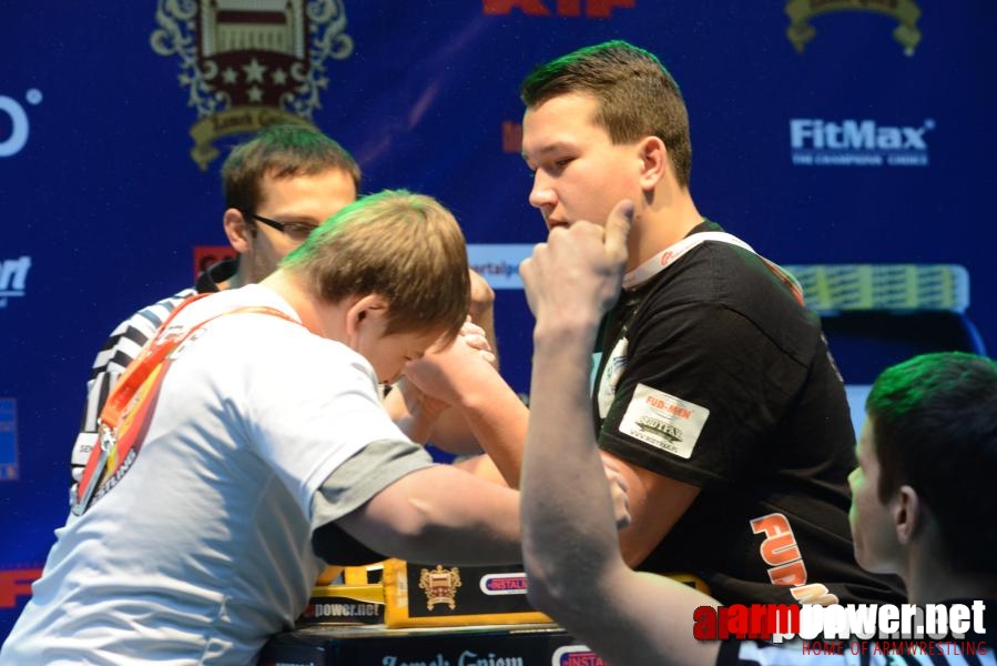 XV Puchar Polski 2014 - lewa ręka - eliminacje # Siłowanie na ręce # Armwrestling # Armpower.net