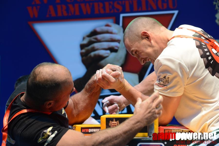 XV Puchar Polski 2014 - lewa ręka - eliminacje # Siłowanie na ręce # Armwrestling # Armpower.net