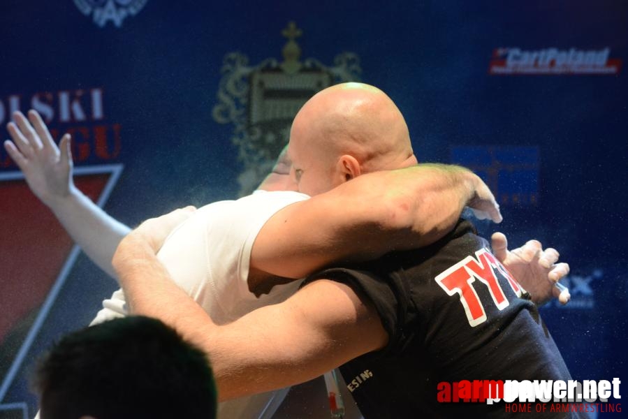 XV Puchar Polski 2014 - lewa ręka - finały # Armwrestling # Armpower.net