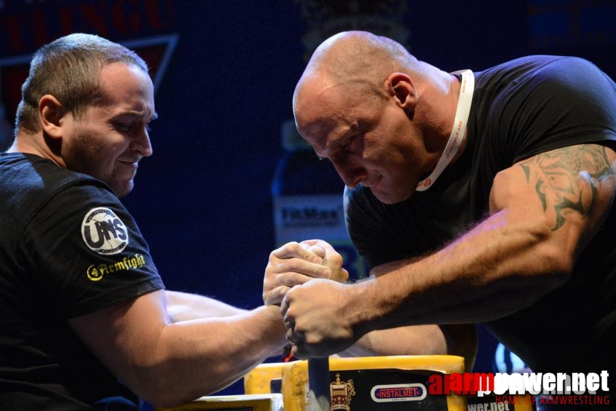 XV Puchar Polski 2014 - prawa ręka - finały # Siłowanie na ręce # Armwrestling # Armpower.net