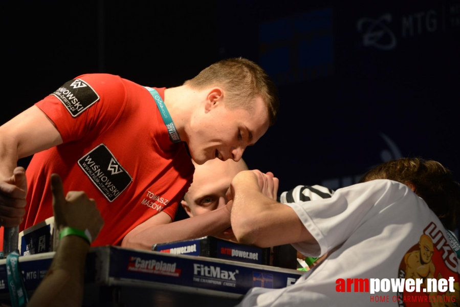 XV MISTRZOSTWA POLSKI - LEWA RĘKA # Siłowanie na ręce # Armwrestling # Armpower.net