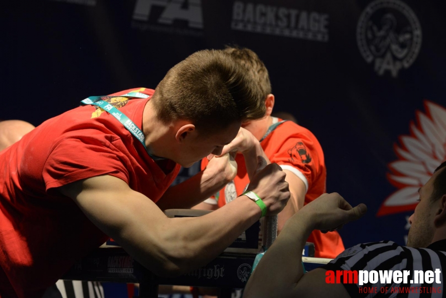 XV MISTRZOSTWA POLSKI - LEWA RĘKA # Siłowanie na ręce # Armwrestling # Armpower.net