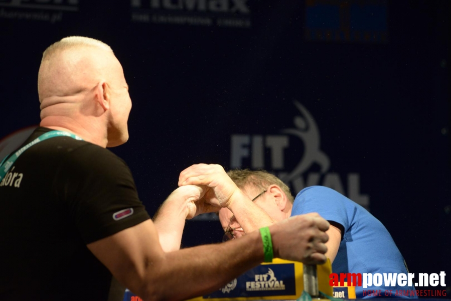 XV MISTRZOSTWA POLSKI - LEWA RĘKA # Siłowanie na ręce # Armwrestling # Armpower.net