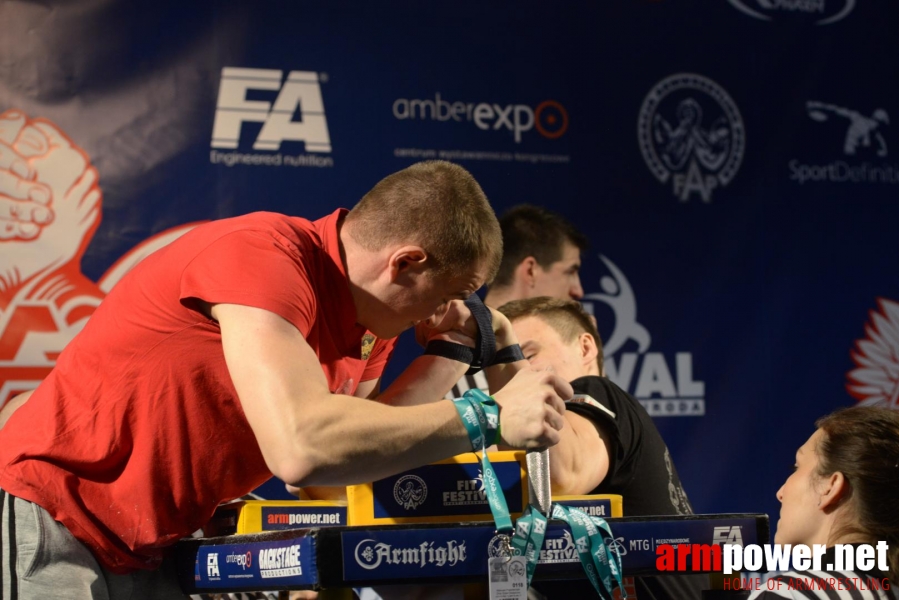 XV MISTRZOSTWA POLSKI - LEWA RĘKA # Siłowanie na ręce # Armwrestling # Armpower.net