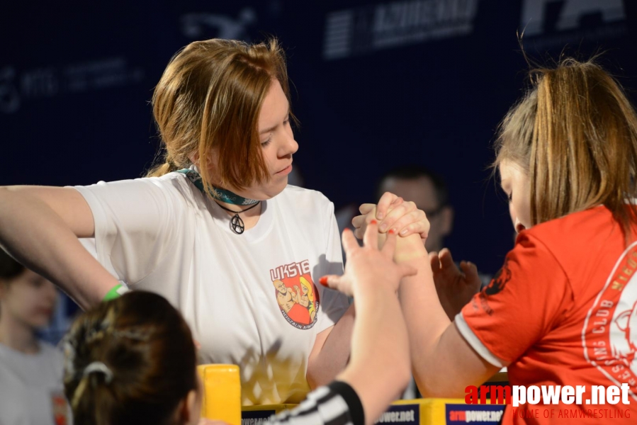 XV MISTRZOSTWA POLSKI - LEWA RĘKA # Armwrestling # Armpower.net