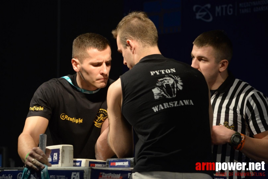 XV MISTRZOSTWA POLSKI - LEWA RĘKA # Siłowanie na ręce # Armwrestling # Armpower.net