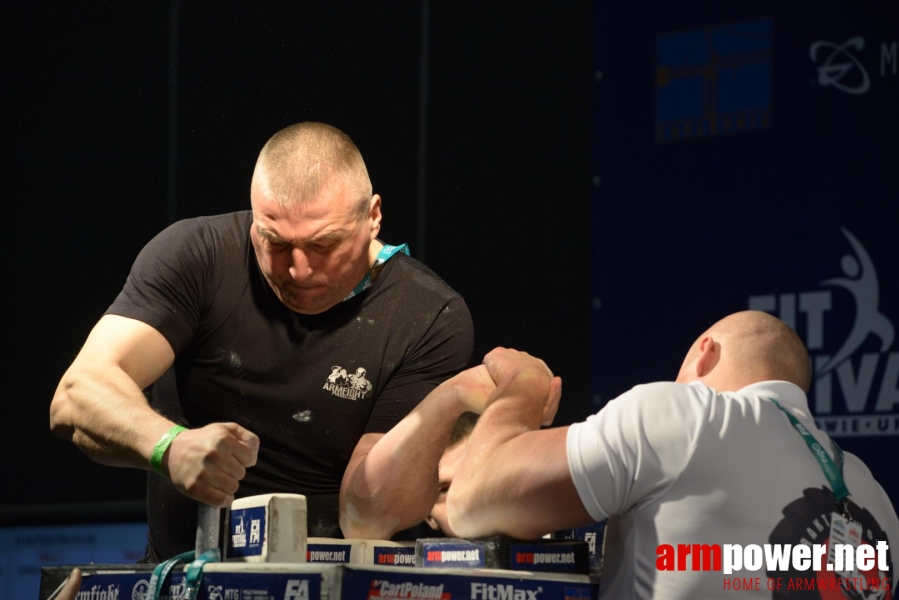 XV MISTRZOSTWA POLSKI - LEWA RĘKA # Siłowanie na ręce # Armwrestling # Armpower.net