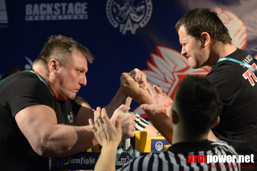 XV MISTRZOSTWA POLSKI - LEWA RĘKA # Siłowanie na ręce # Armwrestling # Armpower.net