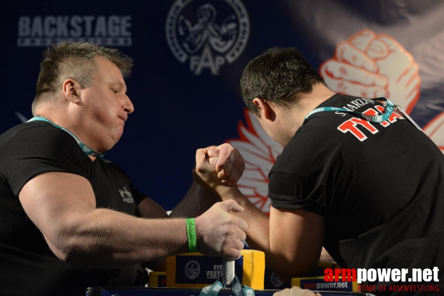 XV MISTRZOSTWA POLSKI - LEWA RĘKA # Siłowanie na ręce # Armwrestling # Armpower.net