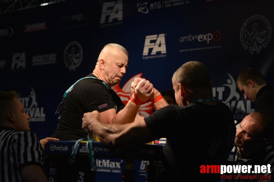 XV MISTRZOSTWA POLSKI - PRAWA RĘKA # Siłowanie na ręce # Armwrestling # Armpower.net