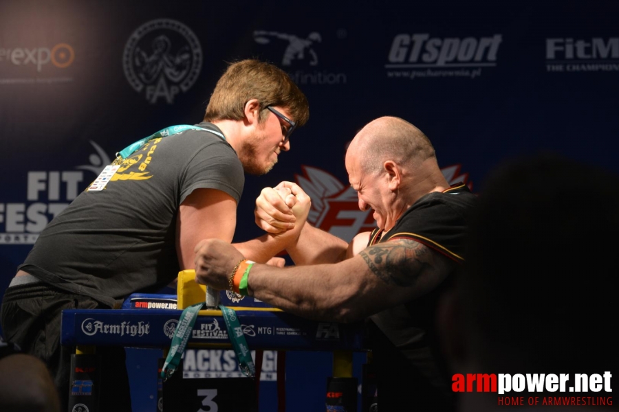 XV MISTRZOSTWA POLSKI - PRAWA RĘKA # Siłowanie na ręce # Armwrestling # Armpower.net