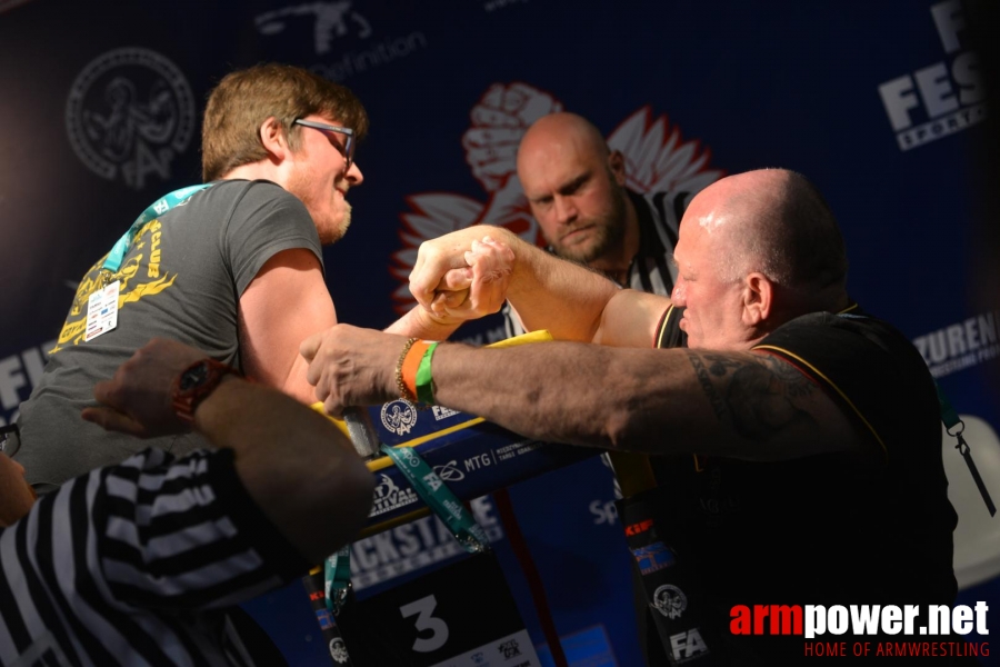 XV MISTRZOSTWA POLSKI - PRAWA RĘKA # Siłowanie na ręce # Armwrestling # Armpower.net