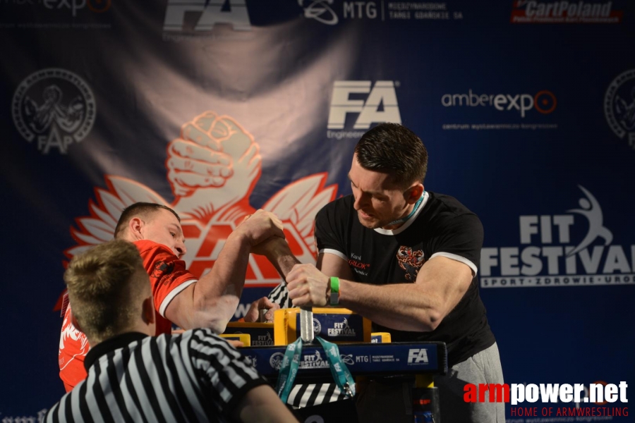 XV MISTRZOSTWA POLSKI - PRAWA RĘKA # Siłowanie na ręce # Armwrestling # Armpower.net