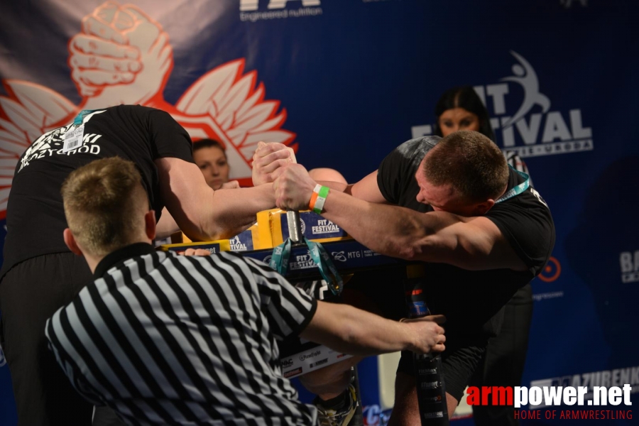 XV MISTRZOSTWA POLSKI - PRAWA RĘKA # Siłowanie na ręce # Armwrestling # Armpower.net